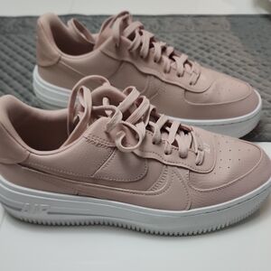Nike Women's Blush Pink Sneakers